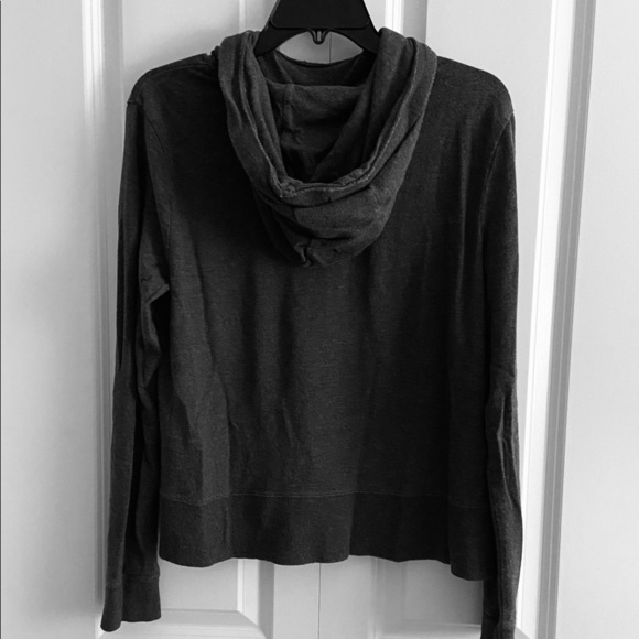 Amazon Essentials Studio Terry Hooded Sweatshirt - Picture 5 of 5